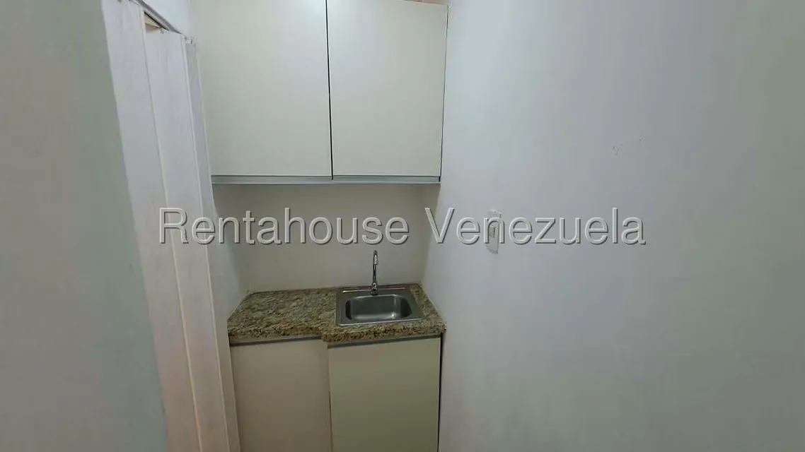 Oficina en Alquiler en Chacao, Distrito Metropolitano - 8