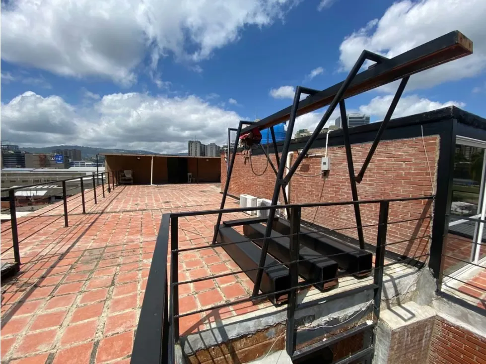 Piso Industrial duplex en alquiler Boleíta Sur de 440mts - 15