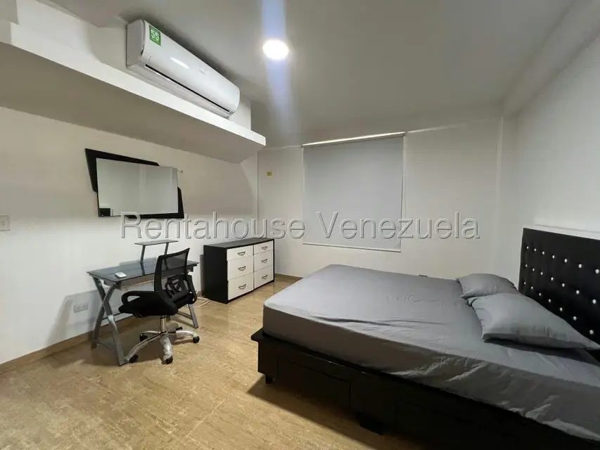 Apartamento (1 Nivel) en Venta en La Castellana, Distrito Metropolitano - 17