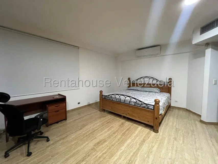 Apartamento (1 Nivel) en Venta en La Castellana, Distrito Metropolitano - 23