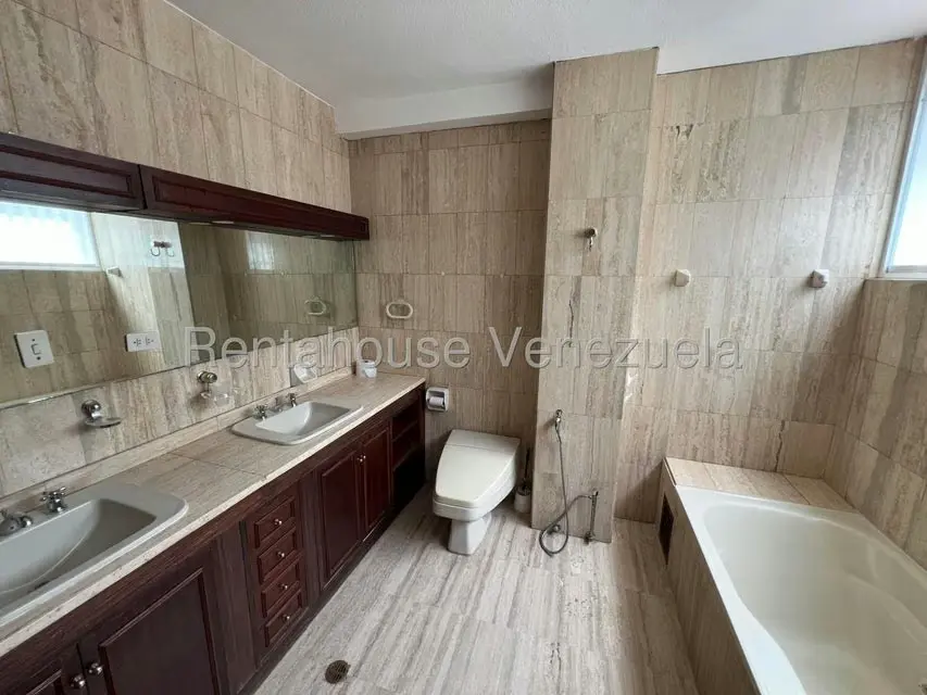 Apartamento (1 Nivel) en Venta en La Castellana, Distrito Metropolitano - 25