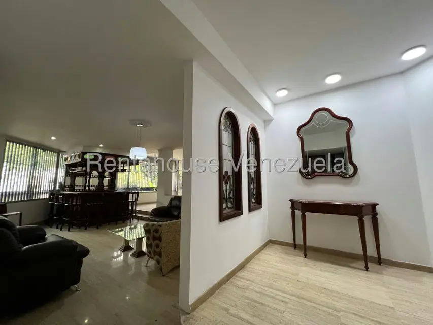 Apartamento (1 Nivel) en Venta en La Castellana, Distrito Metropolitano - 3