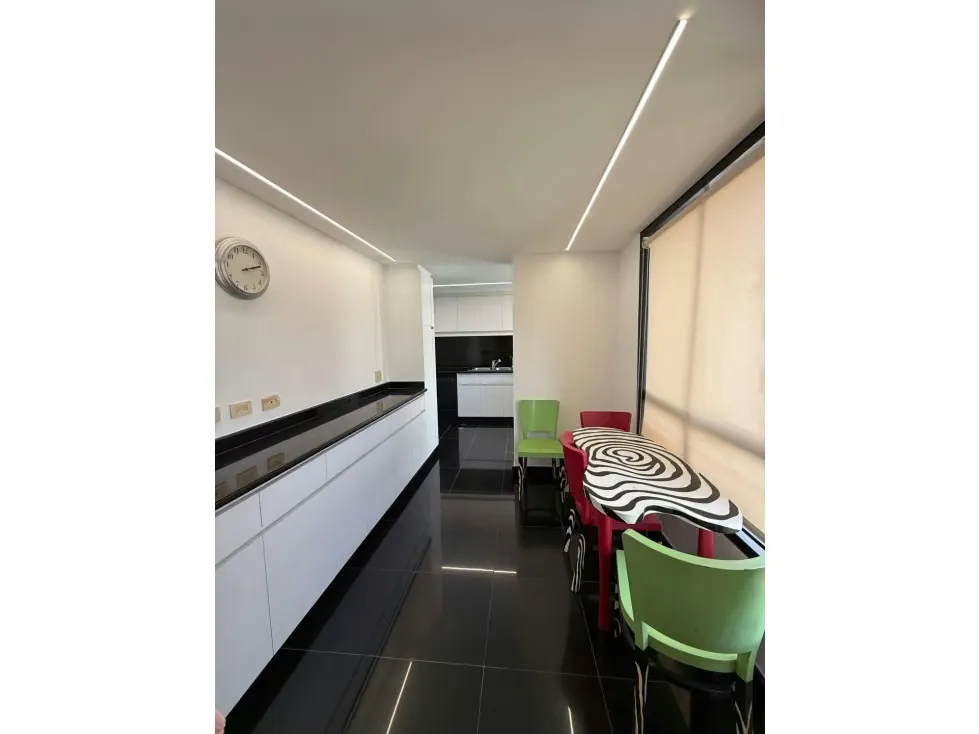 Alquilo apartamento 286m2 Valle Arriba 0863 - 12