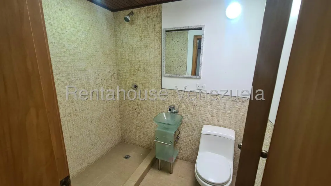 Oficina en Venta en Chuao, Distrito Metropolitano - 9