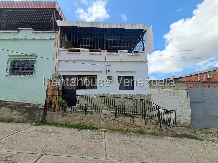Casa (Duplex) en Venta en Guatire, Miranda