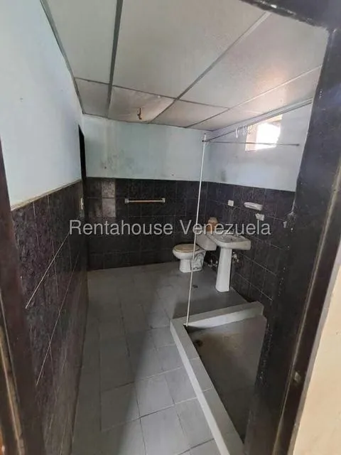 Casa (Duplex) en Venta en Guatire, Miranda - 4