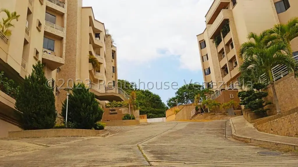 Apartamento (Multiples Niveles) en Venta en El Country, Trujillo - 2