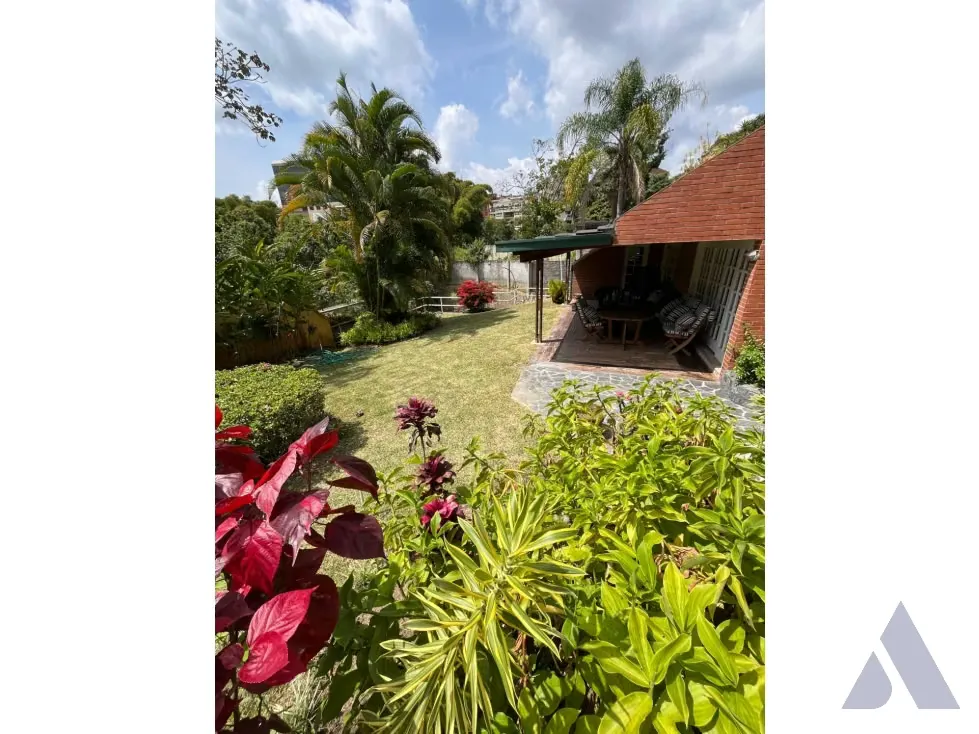 Se vende casa 813m2 La Lagunita 5508 - 9