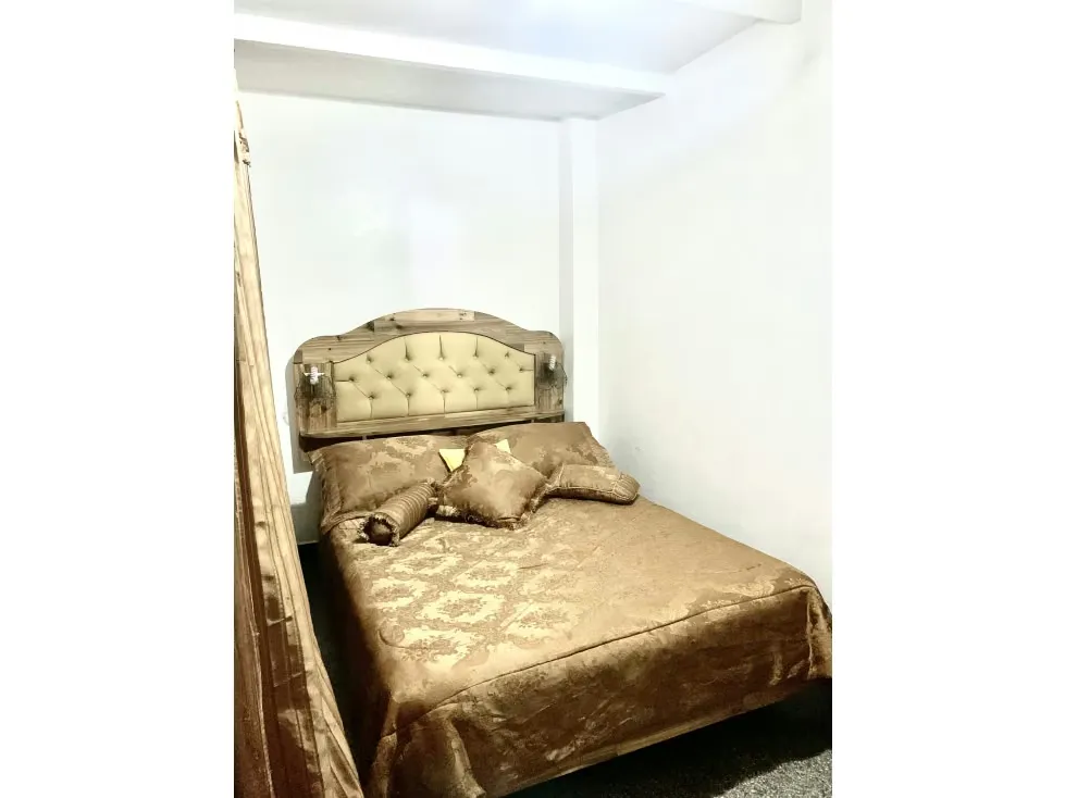 VENTA DE CASA (EDIFICIO) DE 3 NIVELES PQUIA SANTA ROSALIA (RD) - 10
