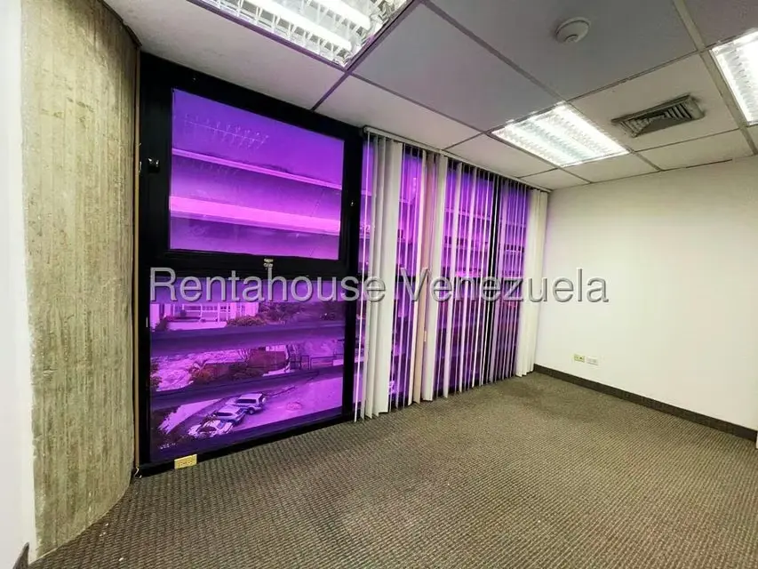Local Comercial en Venta en Los Samanes, Distrito Metropolitano - 17