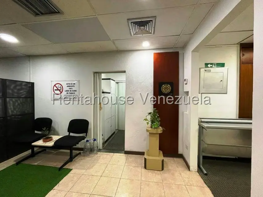 Local Comercial en Venta en Los Samanes, Distrito Metropolitano - 21