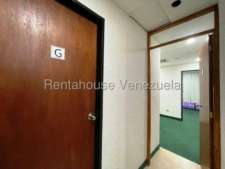 Local Comercial en Venta en Los Samanes, Distrito Metropolitano - 35