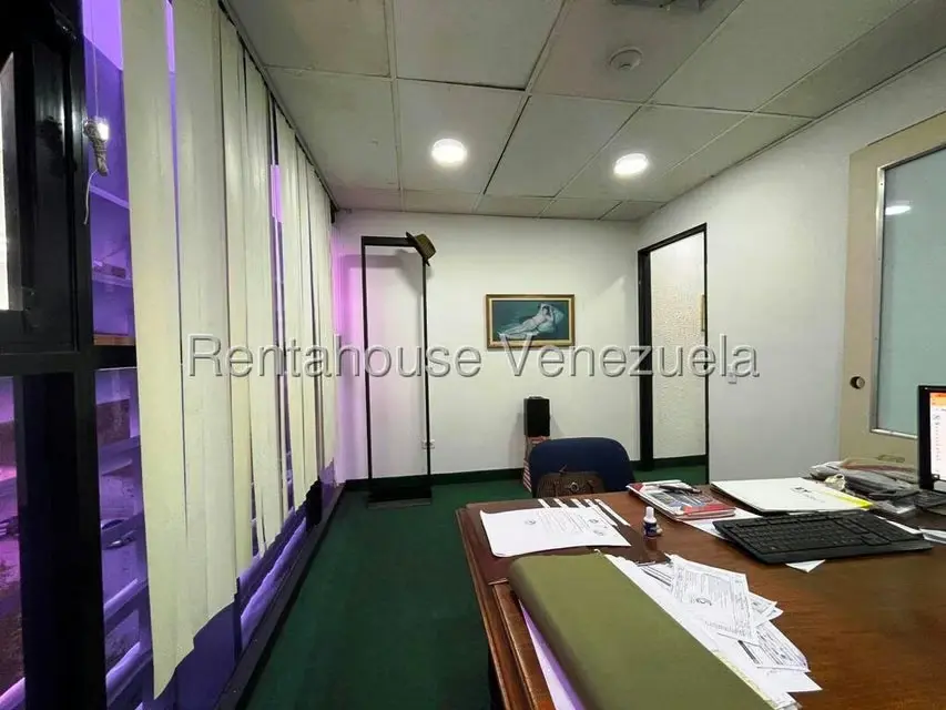 Local Comercial en Venta en Los Samanes, Distrito Metropolitano - 44