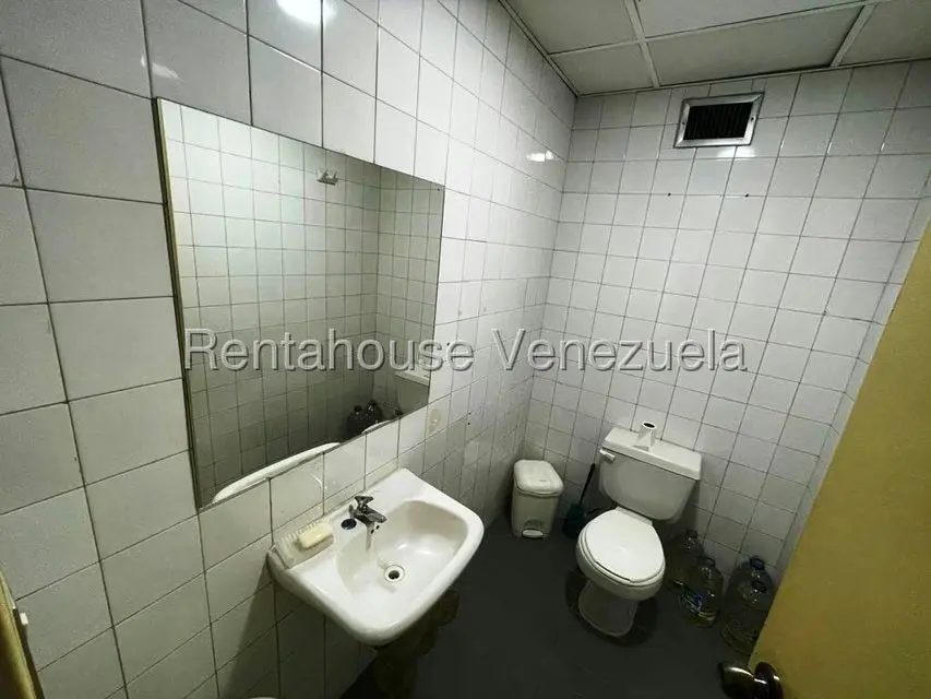 Local Comercial en Venta en Los Samanes, Distrito Metropolitano - 49