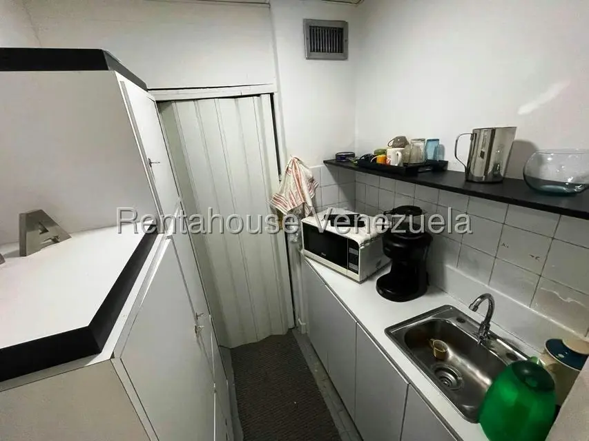 Local Comercial en Venta en Los Samanes, Distrito Metropolitano - 50