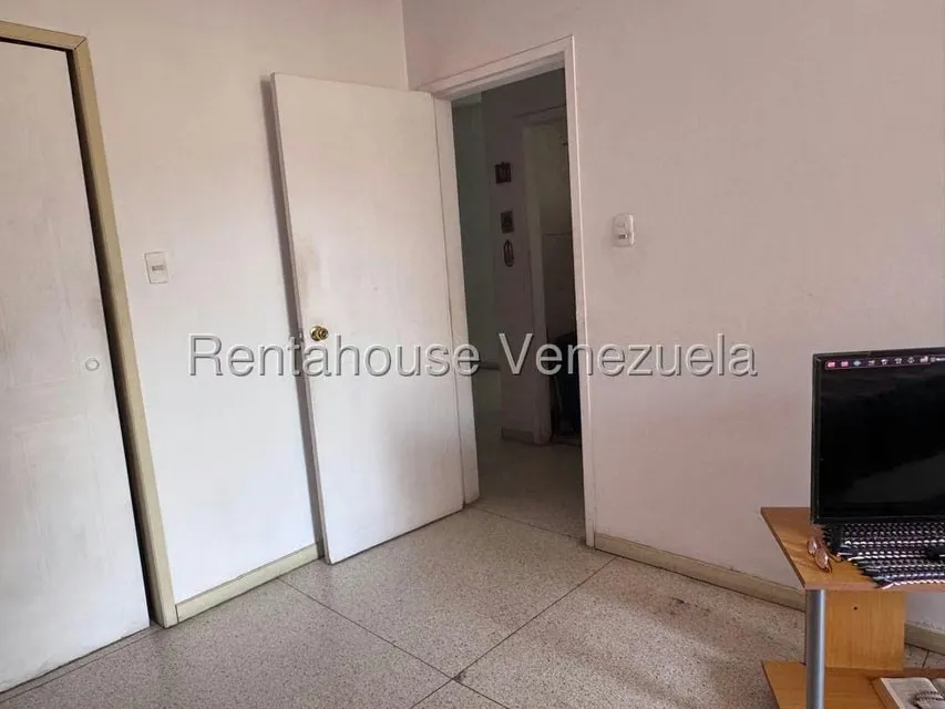Apartamento (1 Nivel) en Alquiler en Chacao, Distrito Metropolitano - 13