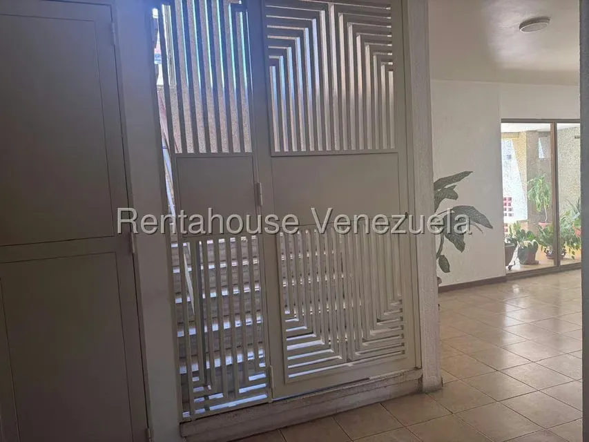 Apartamento (1 Nivel) en Alquiler en Chacao, Distrito Metropolitano - 17