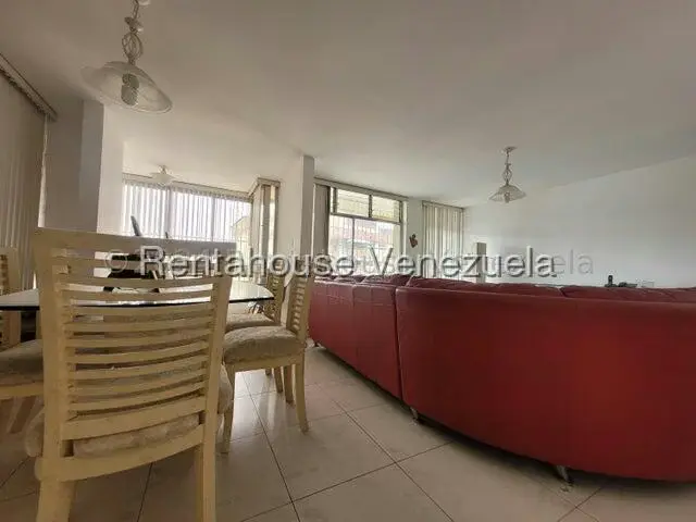 Apartamento (1 Nivel) en Venta en El Paraiso, Distrito Metropolitano - 8