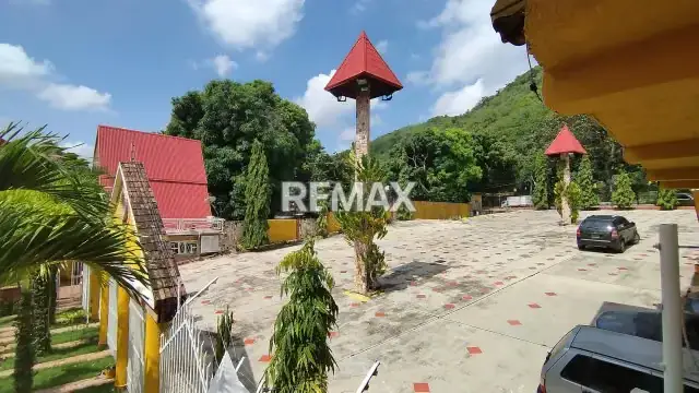 Propiedad Comercial en plena Avenida de Valencia Venezuela