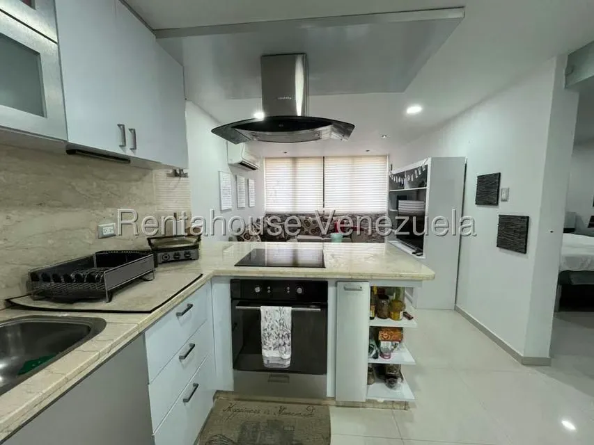 Apartamento (1 Nivel) en Venta en Los Naranjos Humboldt, Distrito Metropolitano - 9
