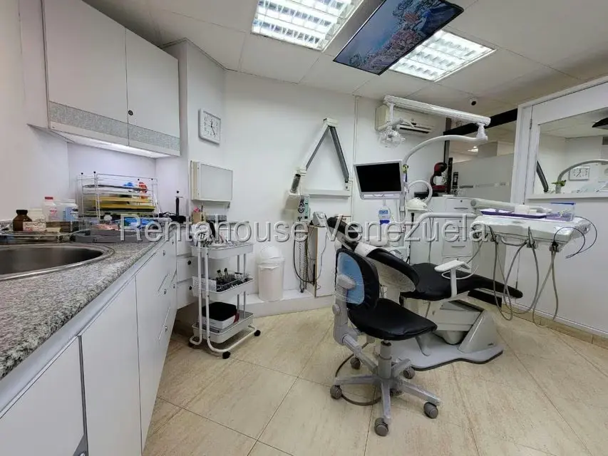 Negocios y Empresas (Medicina y Salud) en Venta en Sabana Grande, Distrito Metropolitano - 11