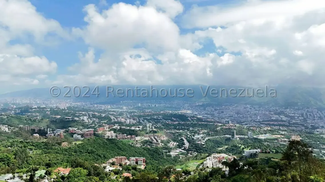 Terreno (Residencial) en Venta en Alto Hatillo, Distrito Metropolitano - 2