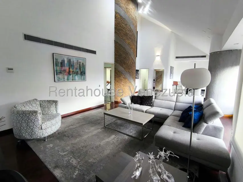 Apartamento (Duplex) en Alquiler en Santa Fe Norte, Distrito Metropolitano - 11