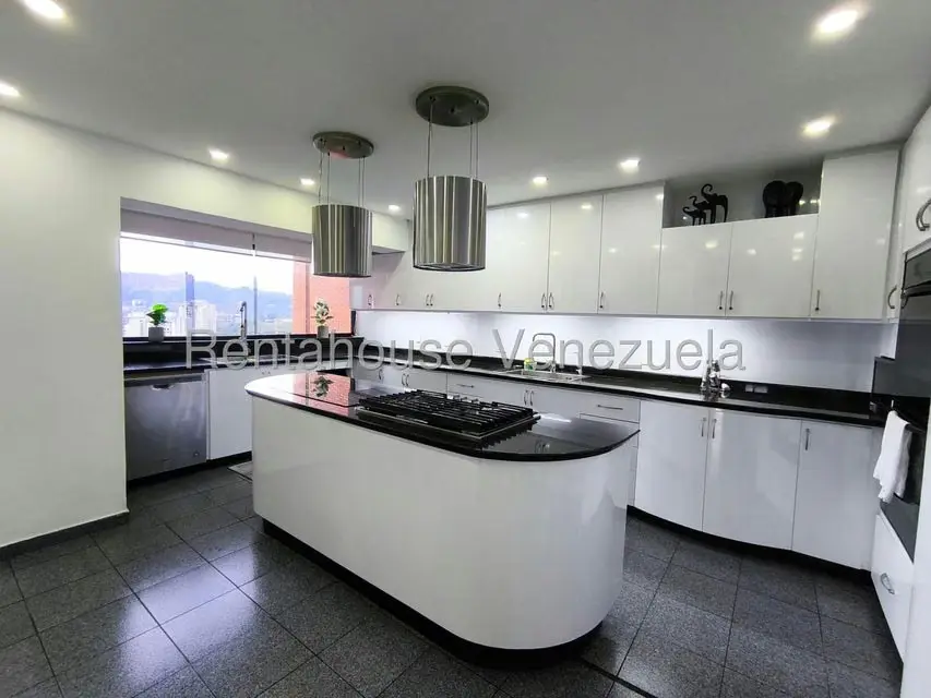 Apartamento (Duplex) en Alquiler en Santa Fe Norte, Distrito Metropolitano - 13