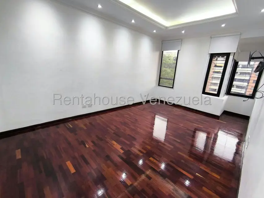 Apartamento (Duplex) en Alquiler en Santa Fe Norte, Distrito Metropolitano - 26