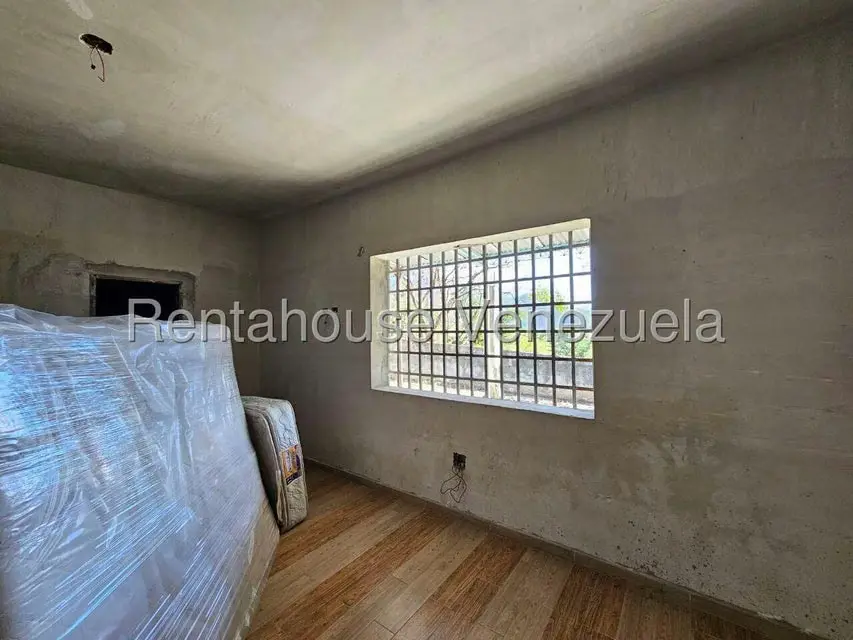 Casa (1 Nivel) en Venta en Mampote, Miranda - 23