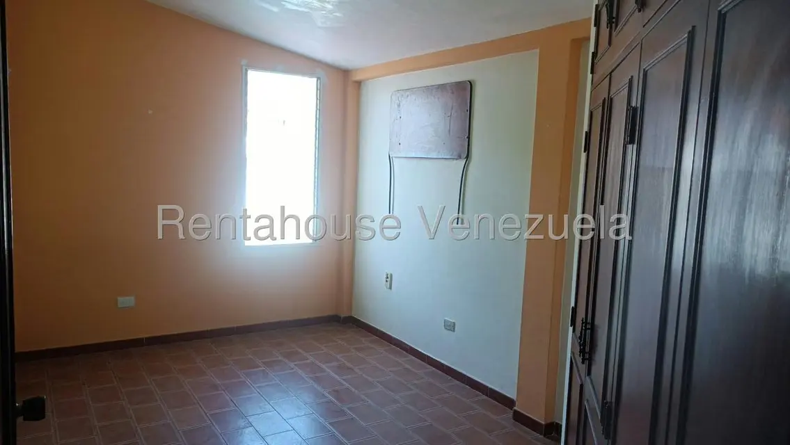 Casa (Duplex) en Venta en La Trigaleña, Carabobo - 20