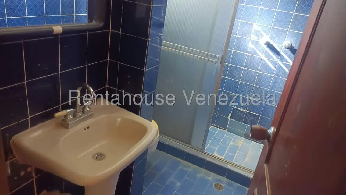 Casa (Duplex) en Venta en La Trigaleña, Carabobo - 24