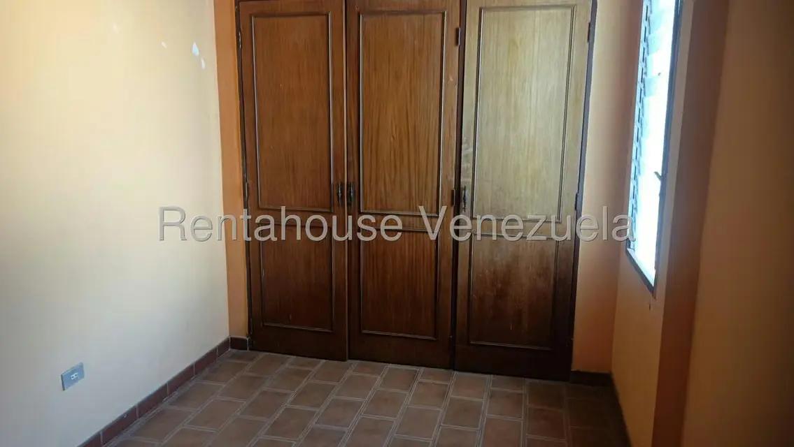 Casa (Duplex) en Venta en La Trigaleña, Carabobo - 25
