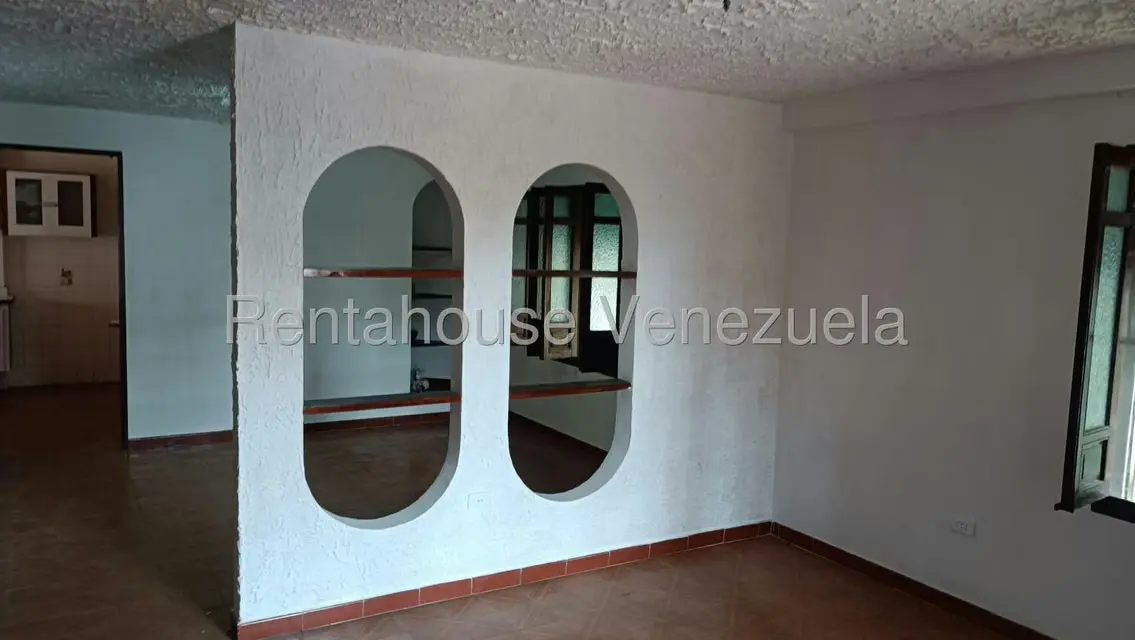 Casa (Duplex) en Venta en La Trigaleña, Carabobo - 3