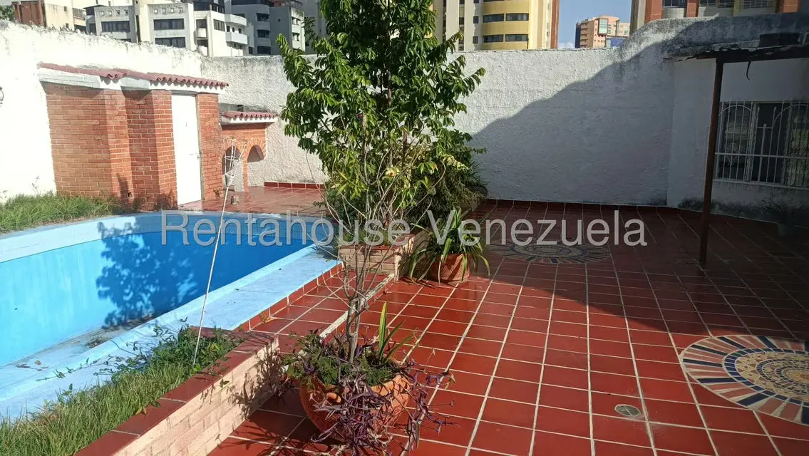 Casa (Duplex) en Venta en La Trigaleña, Carabobo - 35