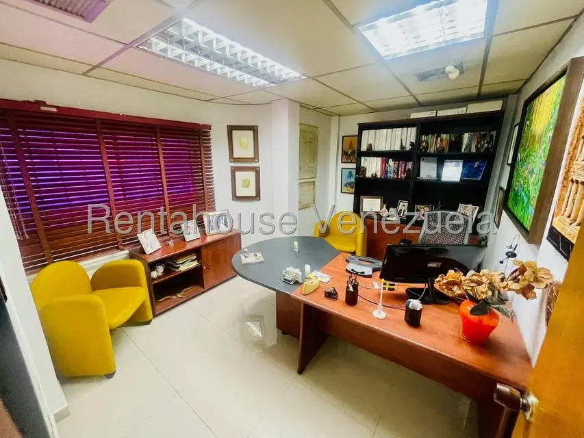 Edificio en Venta en Parroquia La Candelaria, Distrito Metropolitano - 25