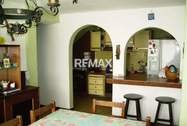 Venta Casa Doble Propósito a Pie de Calle - 8