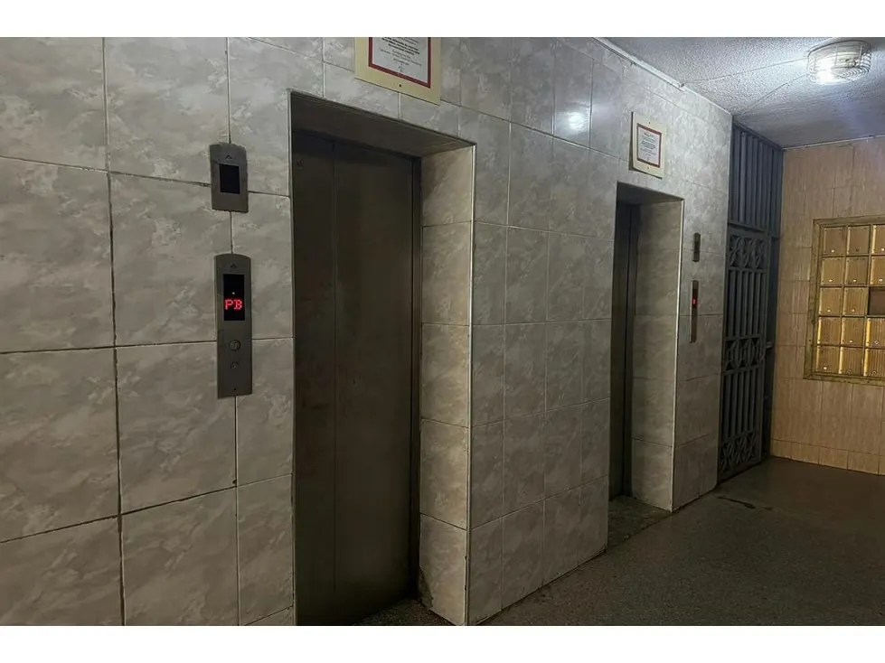 Venta de Apartamento UD4 de Caricuao, 158111LR, 76m2/3H/1B/1PE - 2