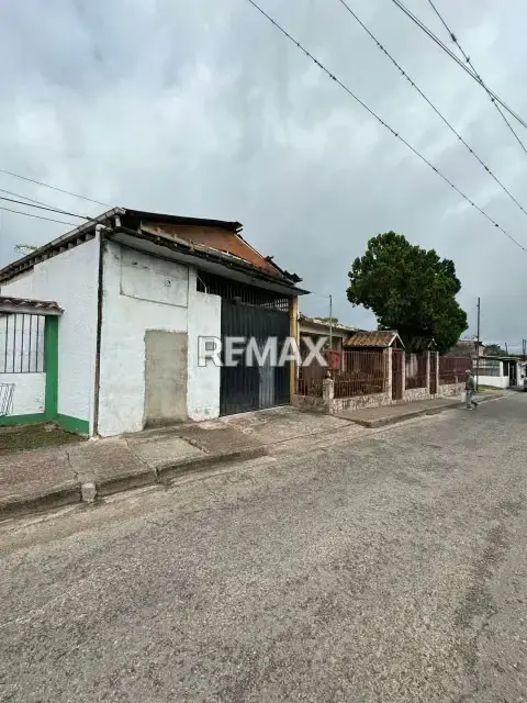 SE VENDE CASA EN ZORCA