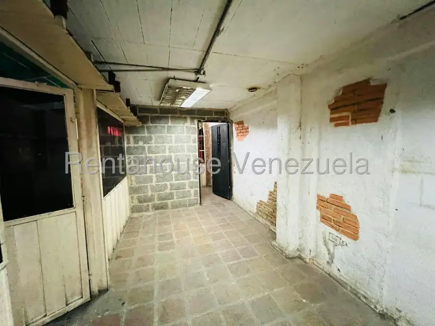 Galpon - Deposito en Venta en Centro, Lara - 23