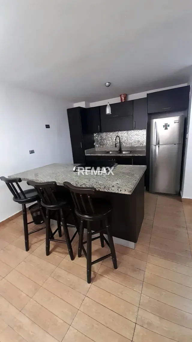 Bello Apartamento Amoblado y Equipado ubicado en Resid. SOTAVENTO II - 4