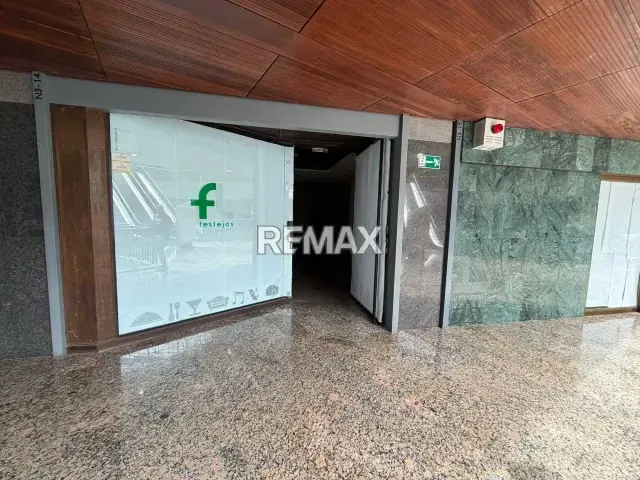 Alquiler de local de 86 m² en la Lagunita