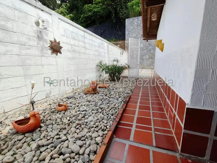 Casa (Multipes Niveles) en Venta en Prados del Este, Distrito Metropolitano - 14