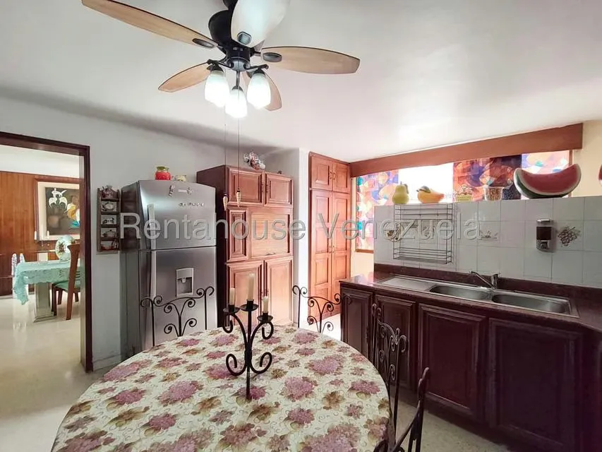 Casa (Multipes Niveles) en Venta en Prados del Este, Distrito Metropolitano - 24