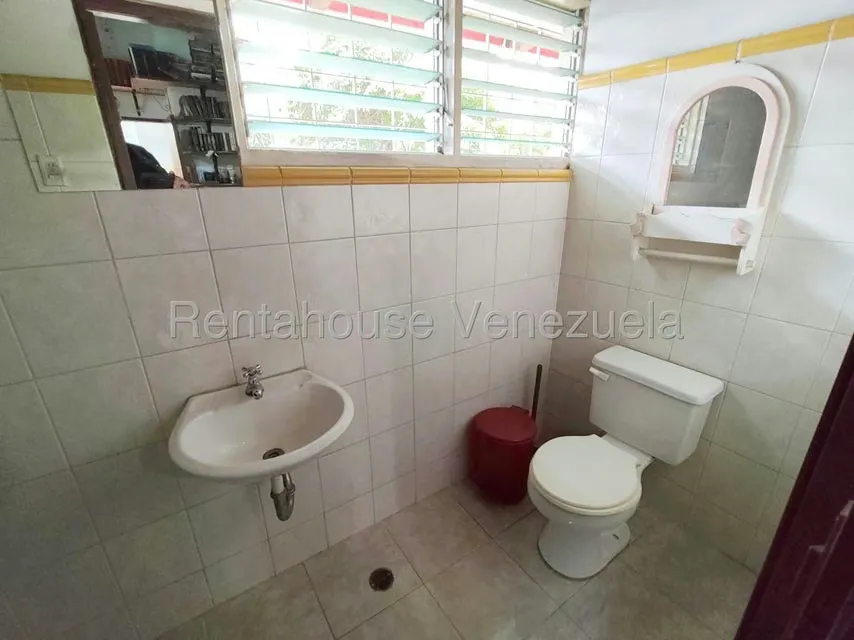 Casa (Multipes Niveles) en Venta en Prados del Este, Distrito Metropolitano - 30