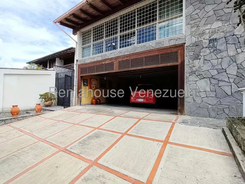 Casa (Multipes Niveles) en Venta en Prados del Este, Distrito Metropolitano - 5