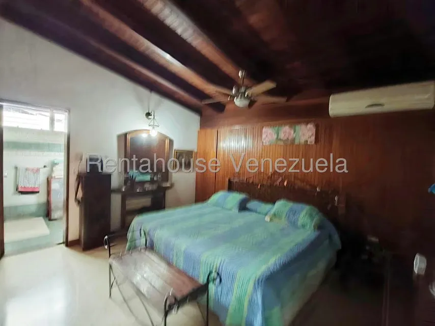 Casa (Multipes Niveles) en Venta en Prados del Este, Distrito Metropolitano - 47