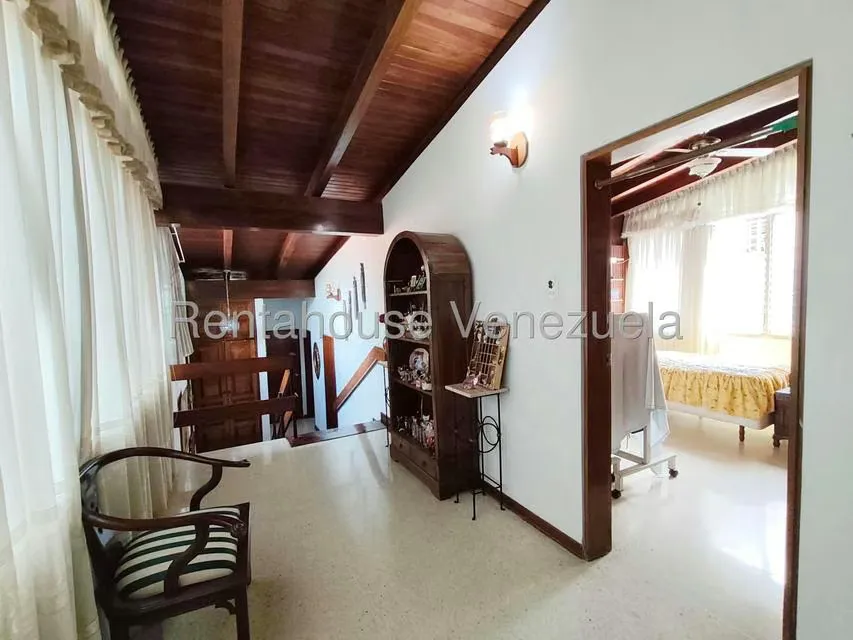 Casa (Multipes Niveles) en Venta en Prados del Este, Distrito Metropolitano - 50