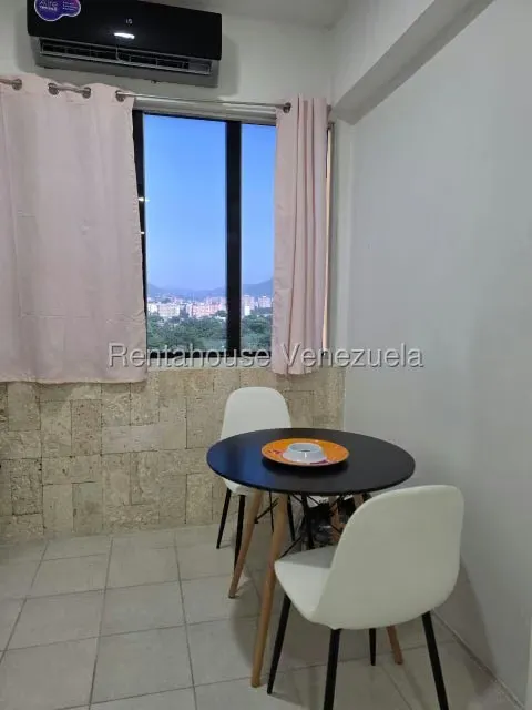 Apartamento (1 Nivel) en Venta en Las Islas, Miranda - 2