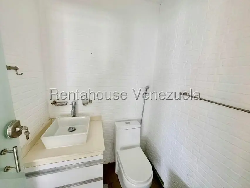 Local Comercial en Venta en El Rosal, Distrito Metropolitano - 15